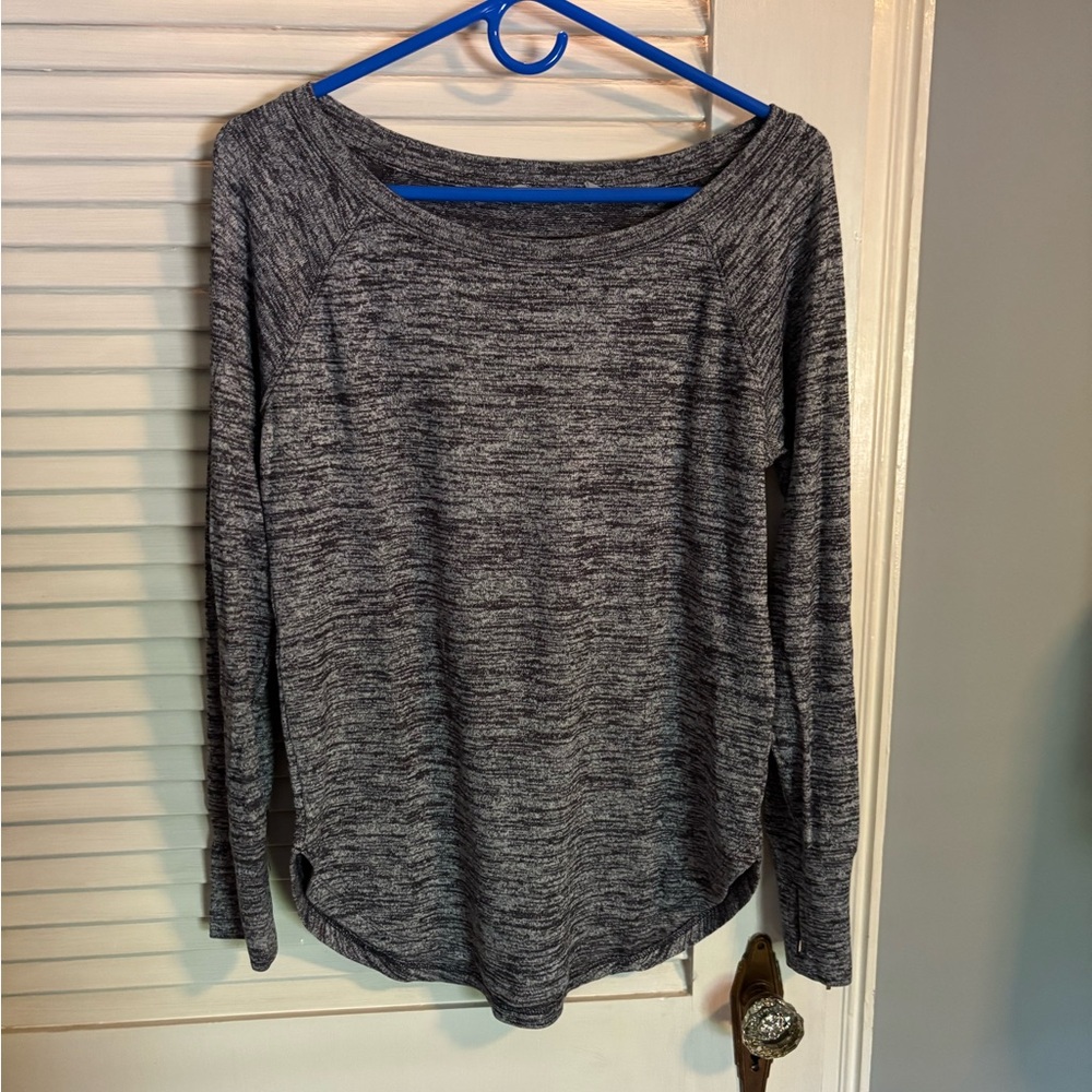 Athleta Pose Top Gray Long Sleeve